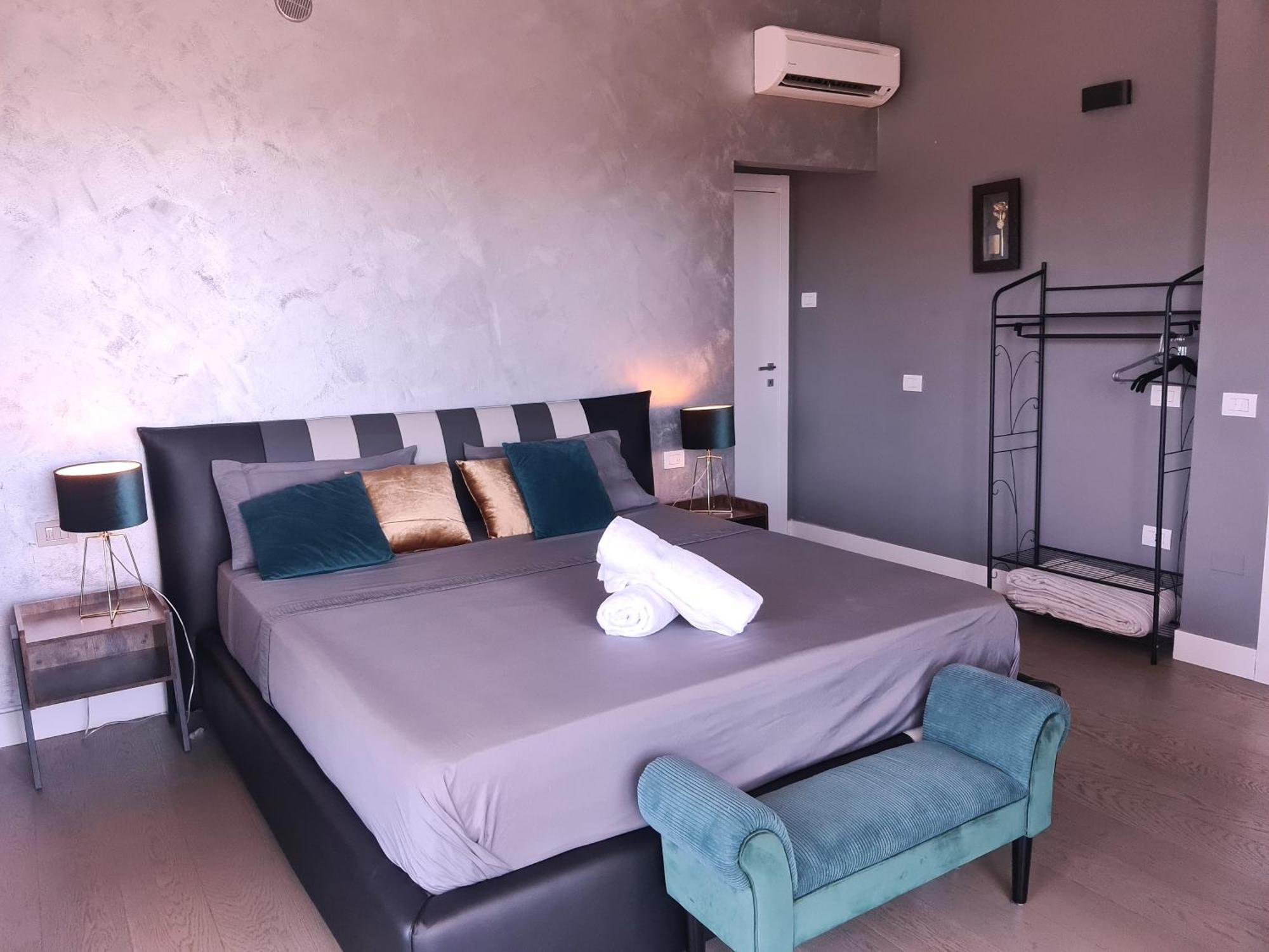 Penthouse Genneruxi Hotel Cagliari Ngoại thất bức ảnh